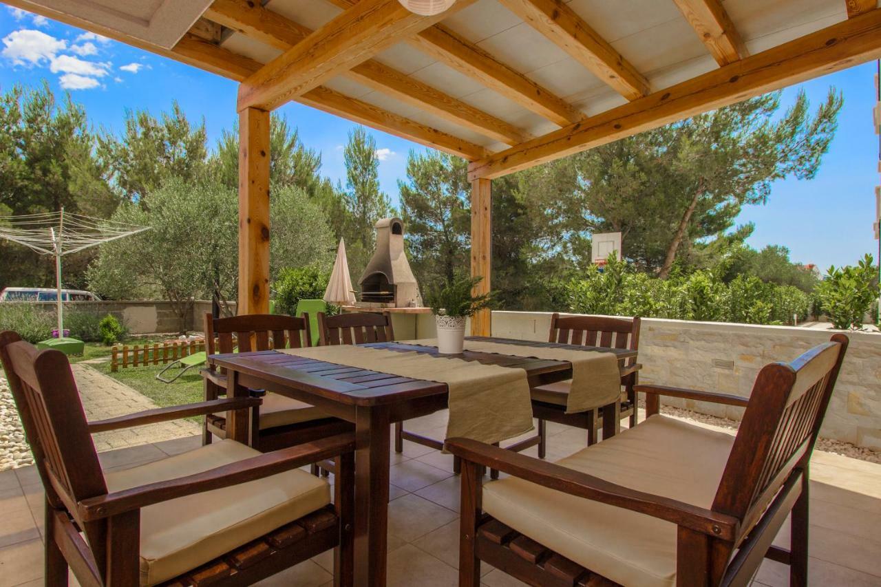 Apartmani Gnjidic Srima Exterior foto